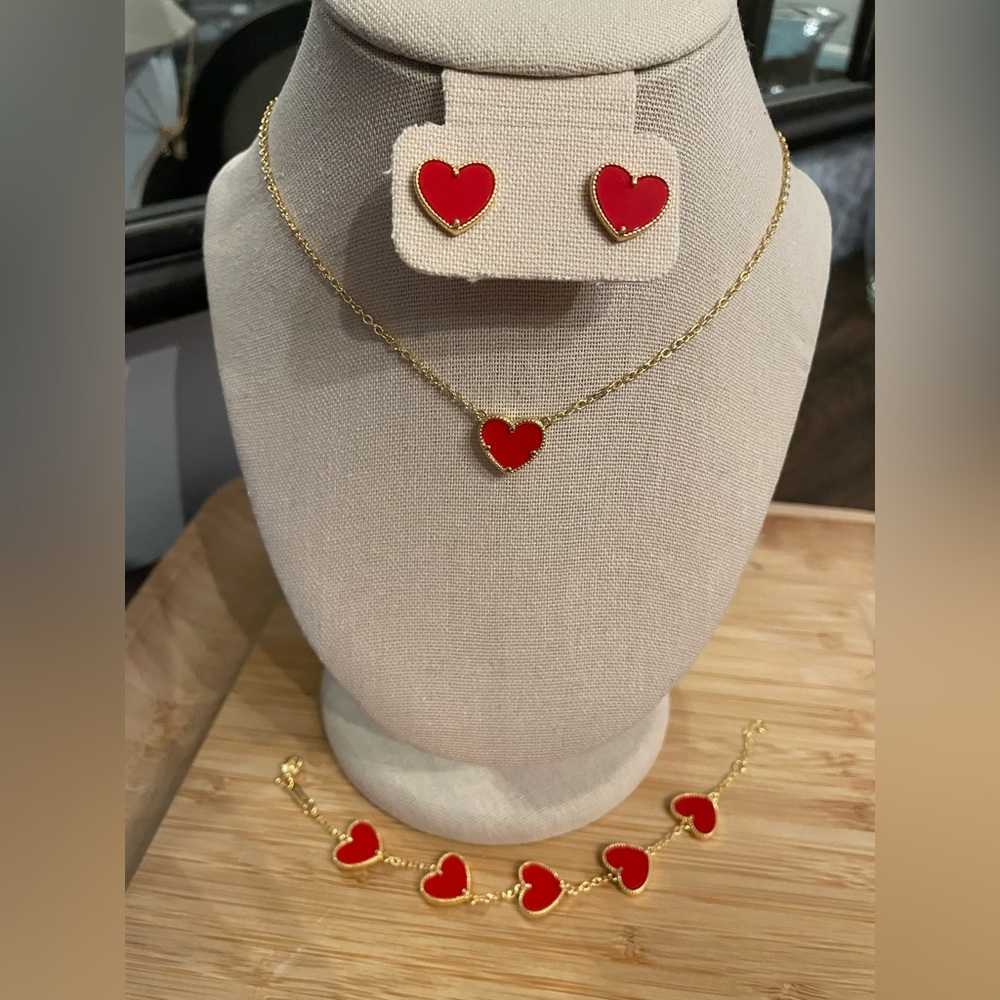 Heart clover 3pcs jewelry set-earrings, necklace, bracelet in red. Brand new.